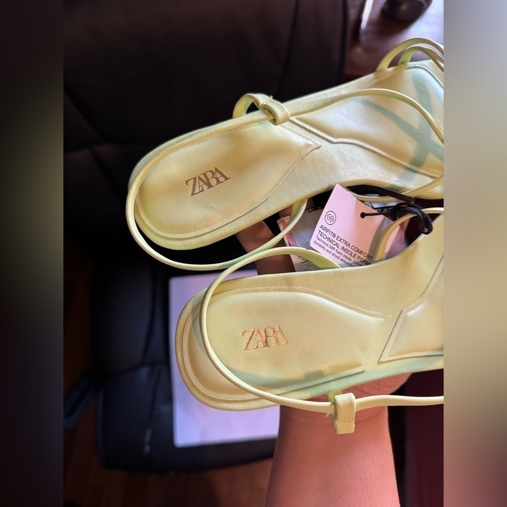 Zara neon green sandals size 37 nwt - Picture 9 of 9